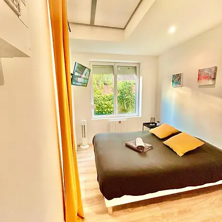 Malaka Home Anzin Exterior photo