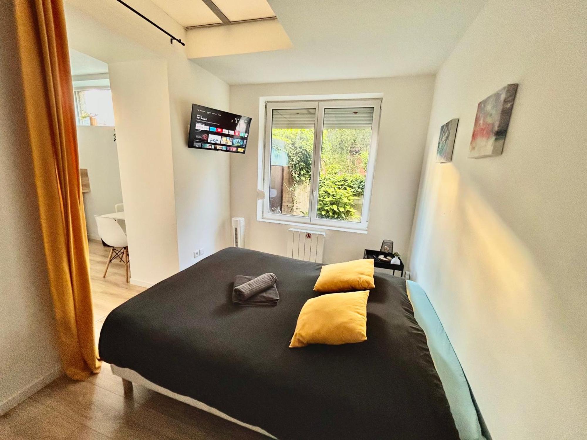 Malaka Apartment Anzin