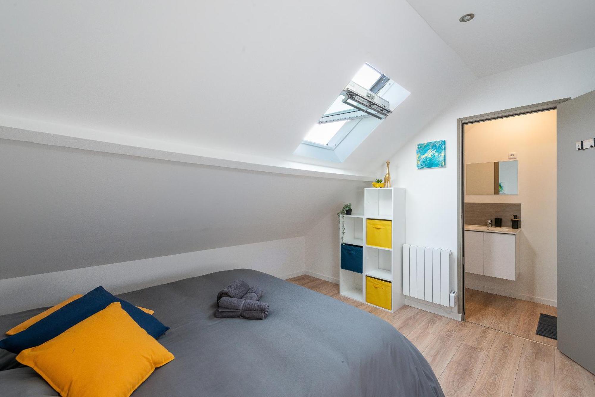 Malaka Apartment Anzin